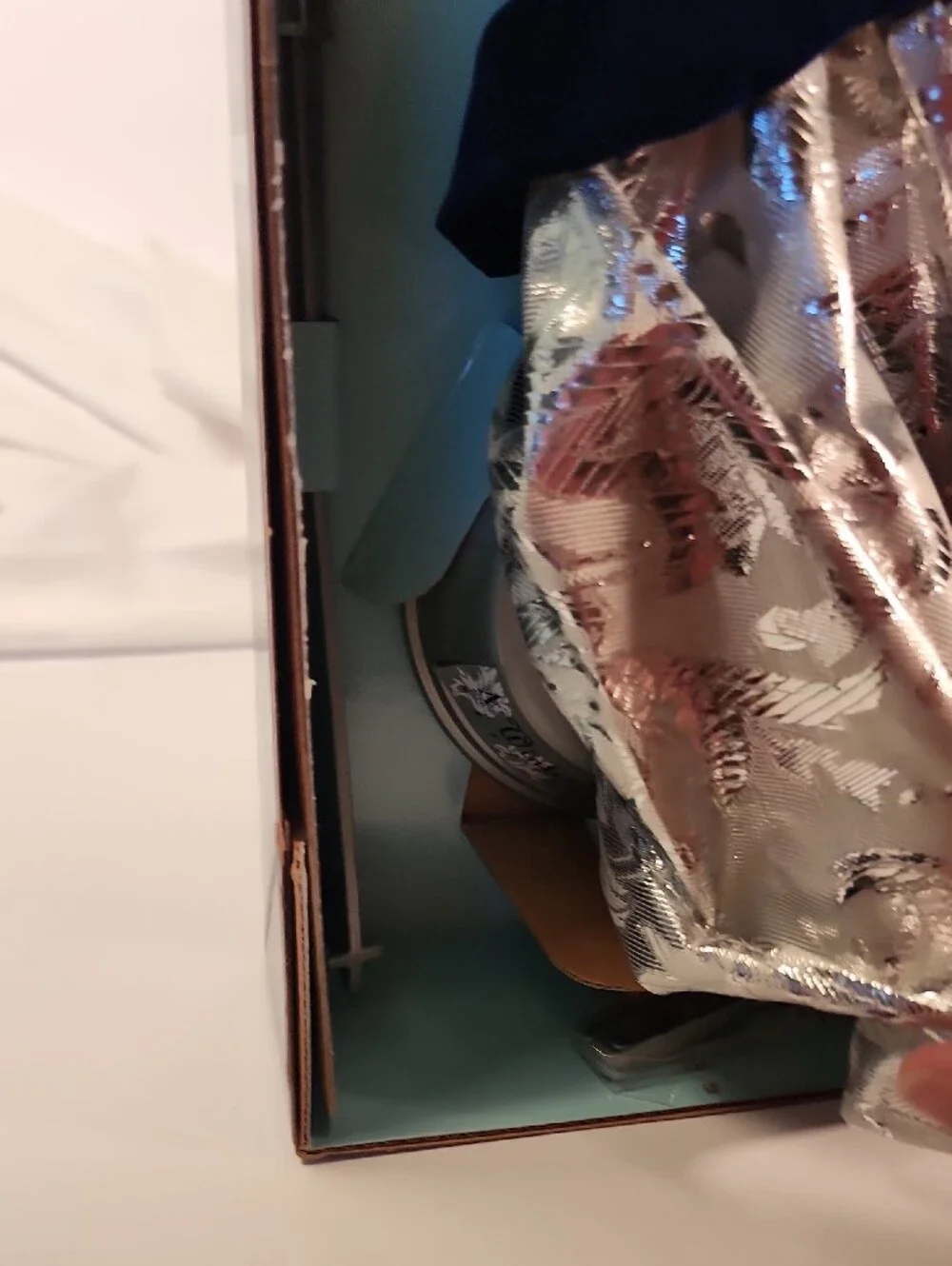 Avon Exclusive Winter Velvet Barbie Doll - Picture 6 of 8